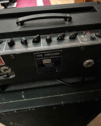 Vox-AC50 (65/6) + Foundation 1x18 cab +